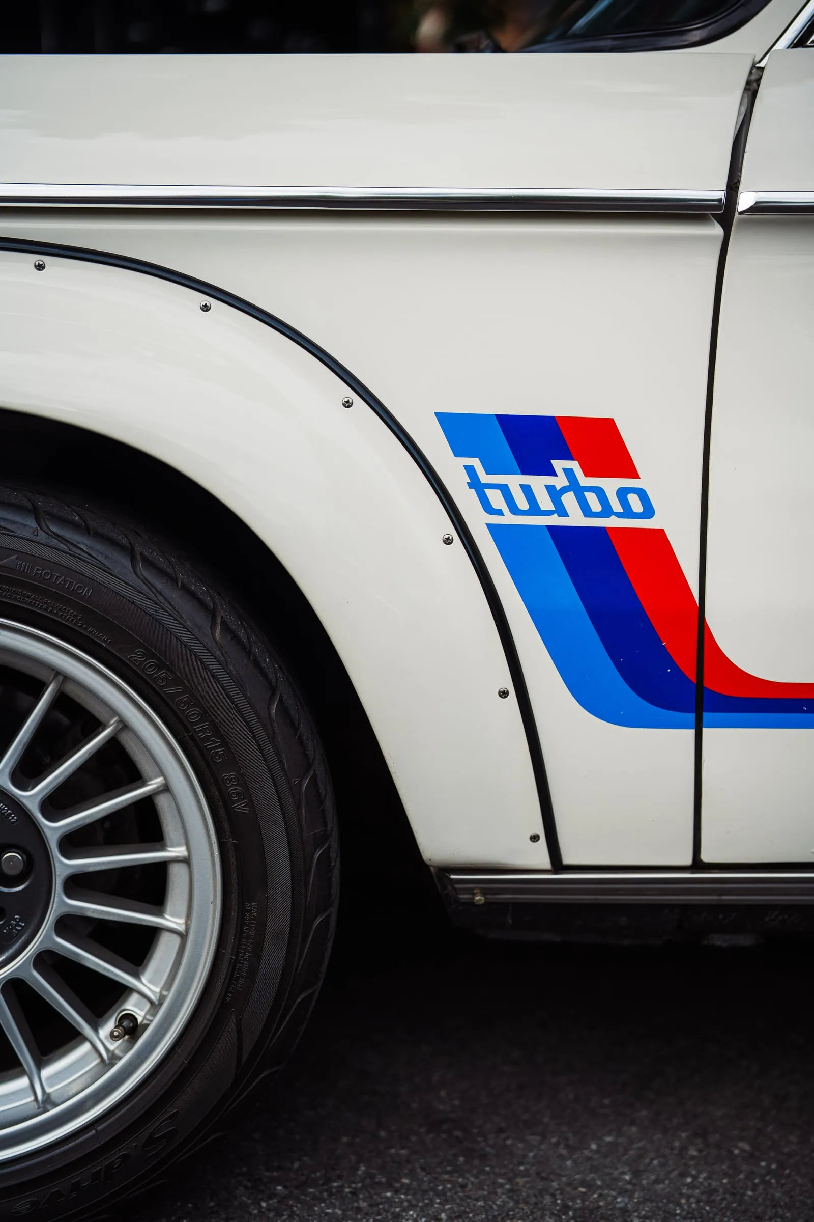 Automotive photo 6
